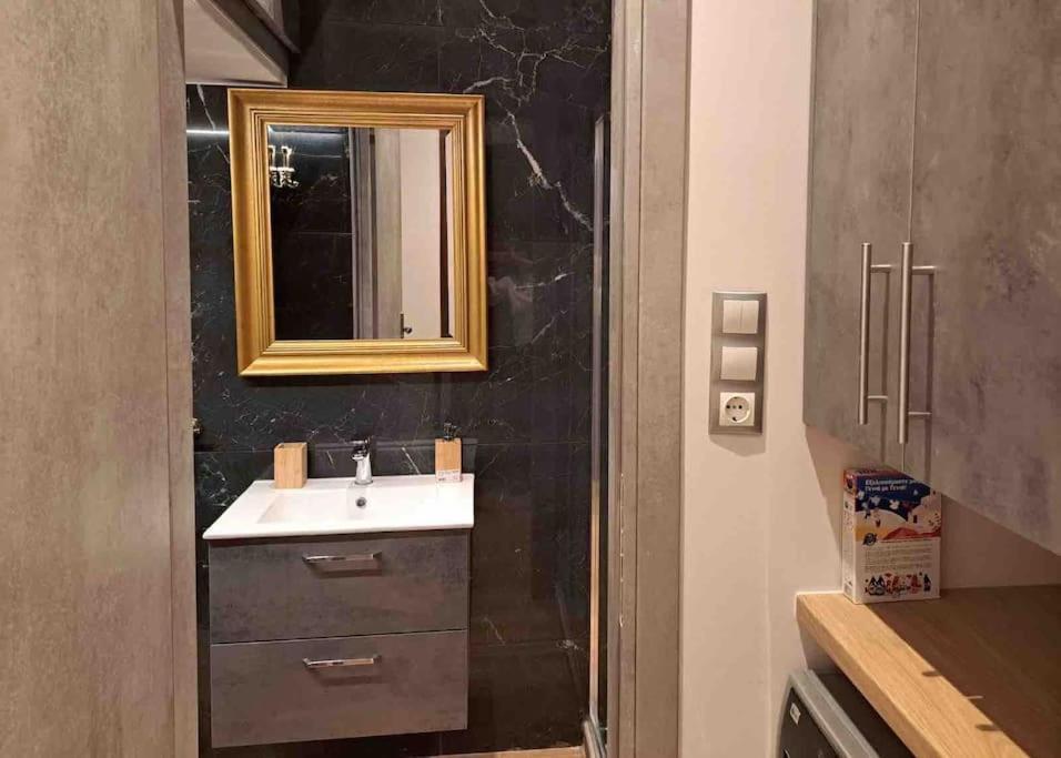 Royal Blue Grand Suite No 4 Piraeus Port מראה חיצוני תמונה