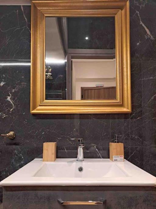 Royal Blue Grand Suite No 4 Piraeus Port מראה חיצוני תמונה